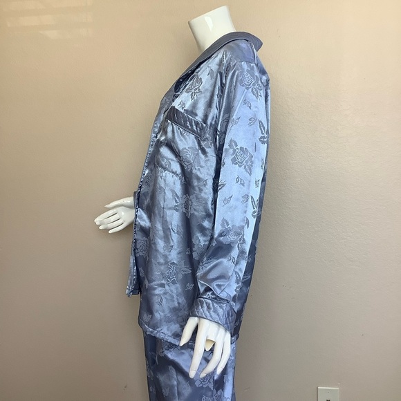 Claire's Rosie Silky Blue Floral Pajama Set - Picture 7 of 10